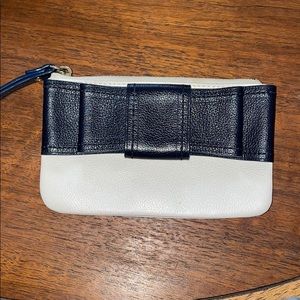 kate spade white little wrist bag with navy bow
